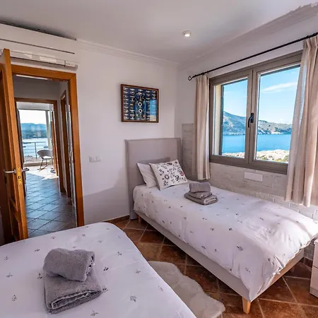 Cala Agulla 1 アパート